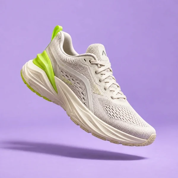 FORMA square video, the running shoe over lilac